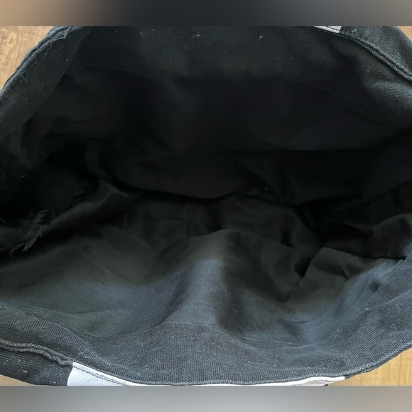 Victoria’s Secret weekender bag tote - Picture 12 of 13